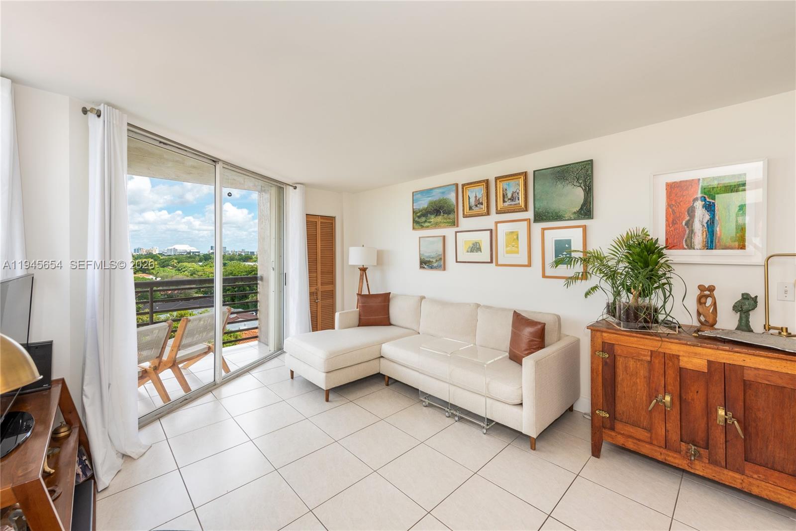 2400 SW 3rd Ave # 703