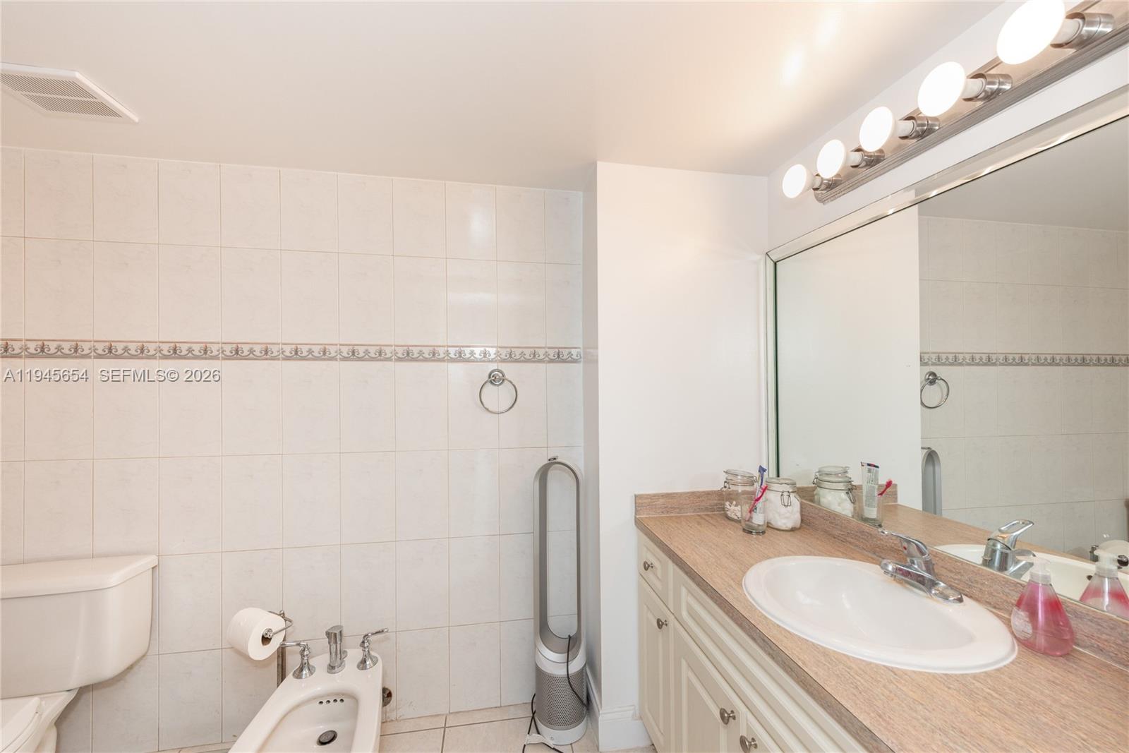 2400 SW 3rd Ave # 703