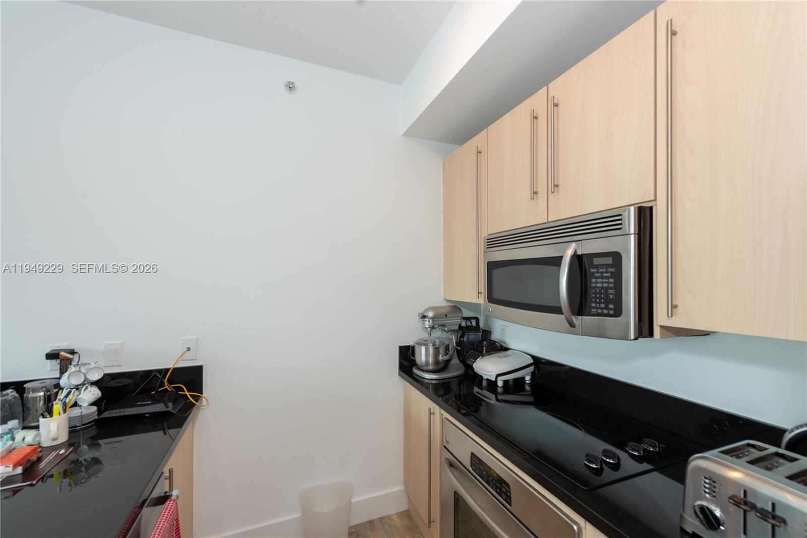 79 SW 12th St Unit: 1911-S