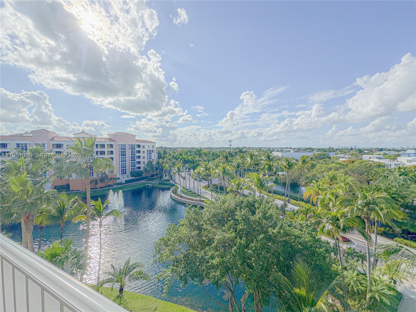 703 Crandon Blvd # 3 Unit: PH-3