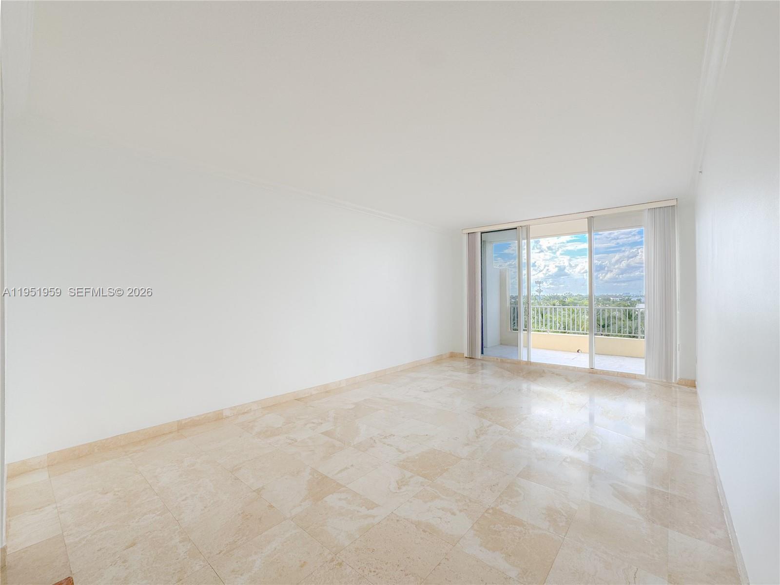 703 Crandon Blvd # 3 Unit: PH-3