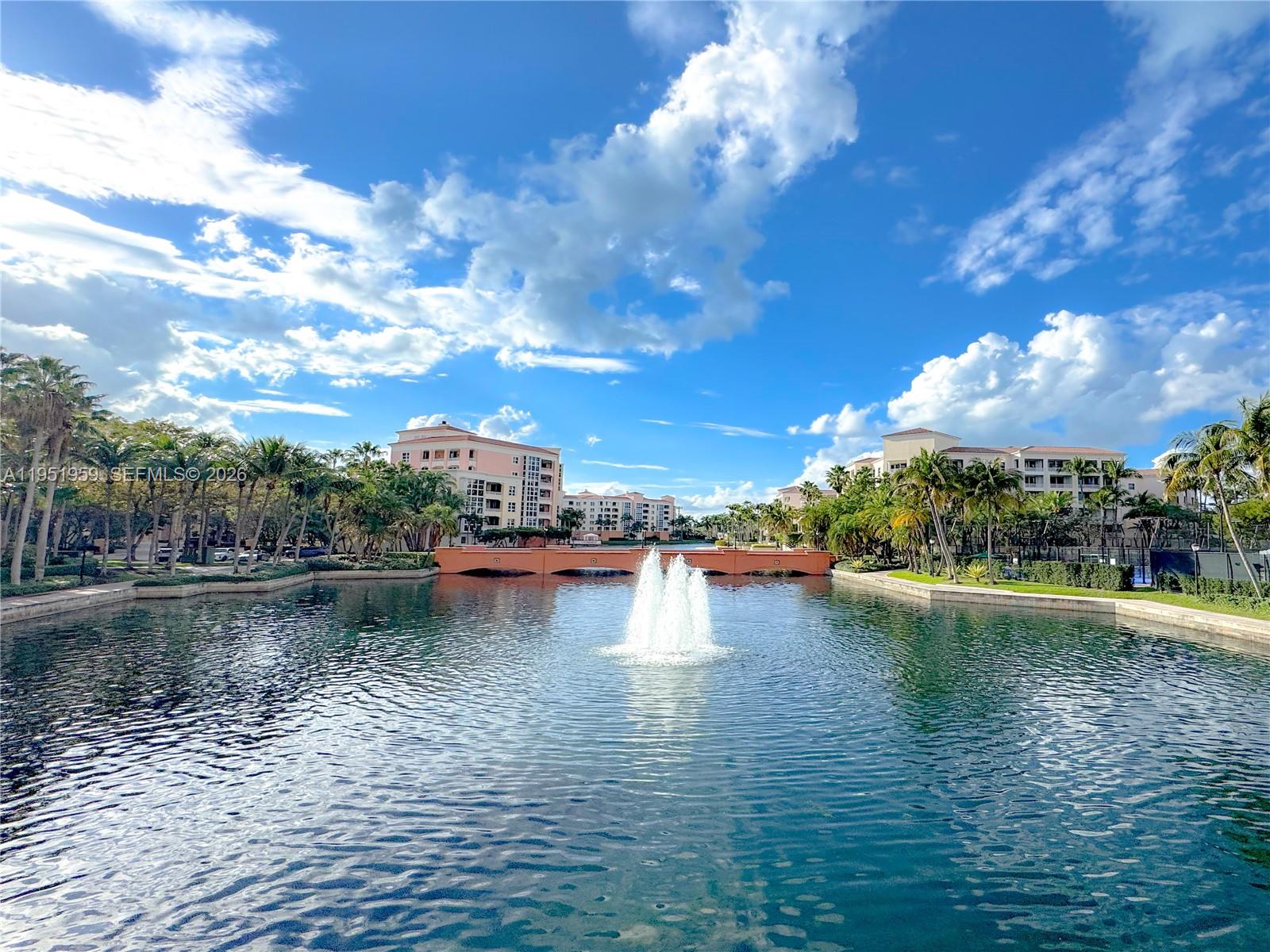 703 Crandon Blvd # 3 Unit: PH-3