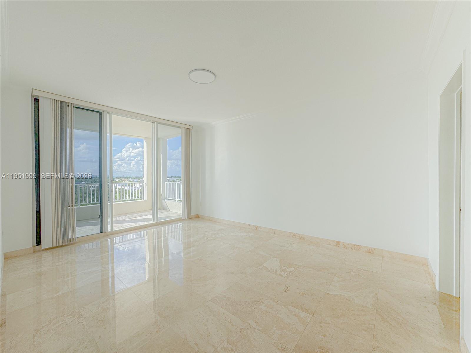 703 Crandon Blvd # 3 Unit: PH-3