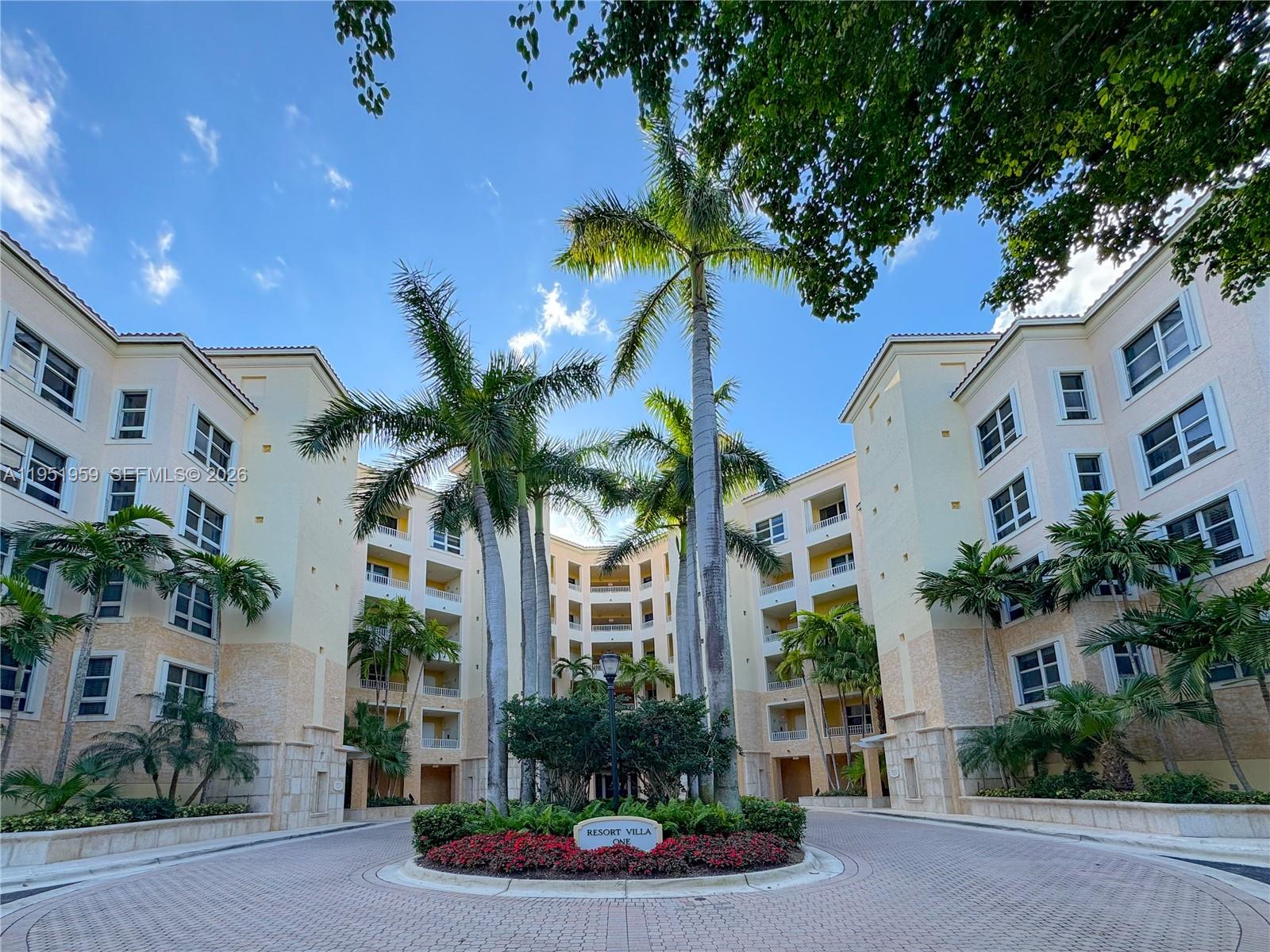 703 Crandon Blvd # 3 Unit: PH-3