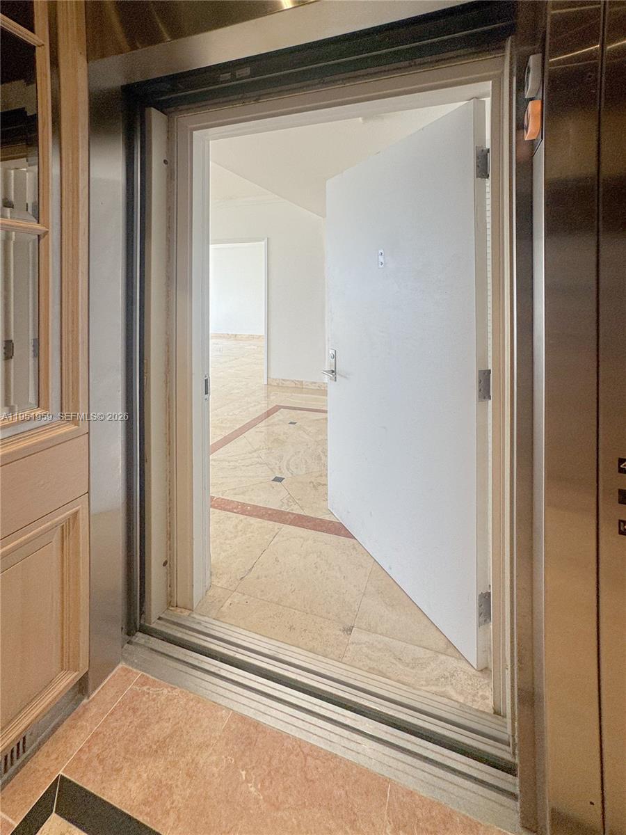 703 Crandon Blvd # 3 Unit: PH-3
