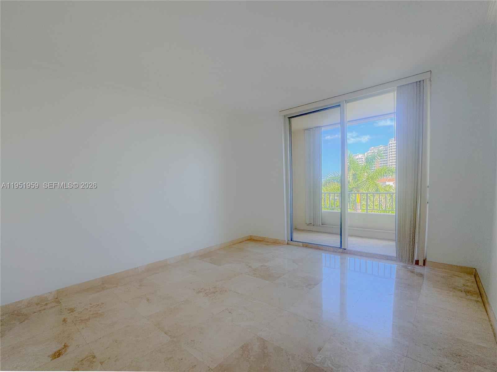703 Crandon Blvd # 3 Unit: PH-3