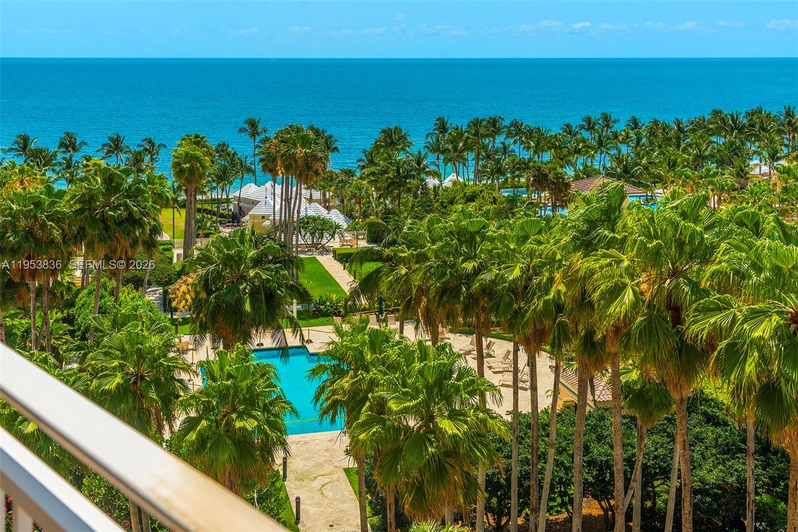 791 Crandon Blvd # 901