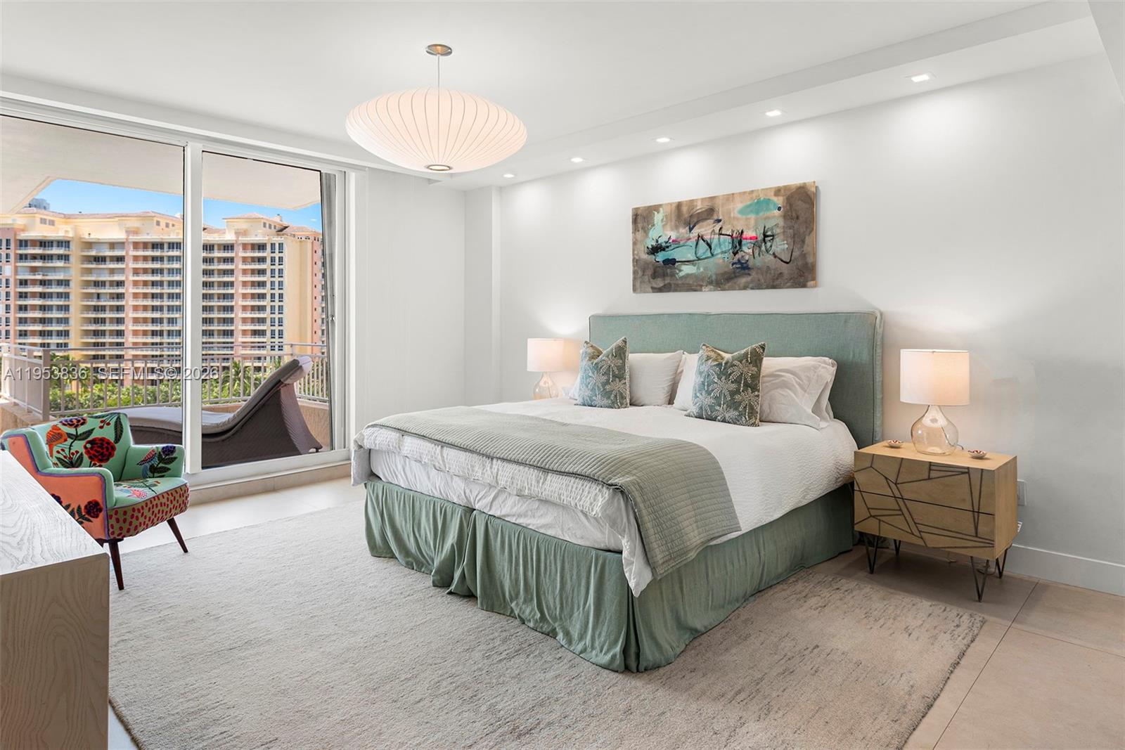 791 Crandon Blvd # 901