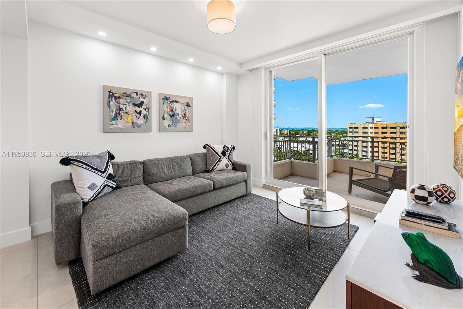 791 Crandon Blvd # 901