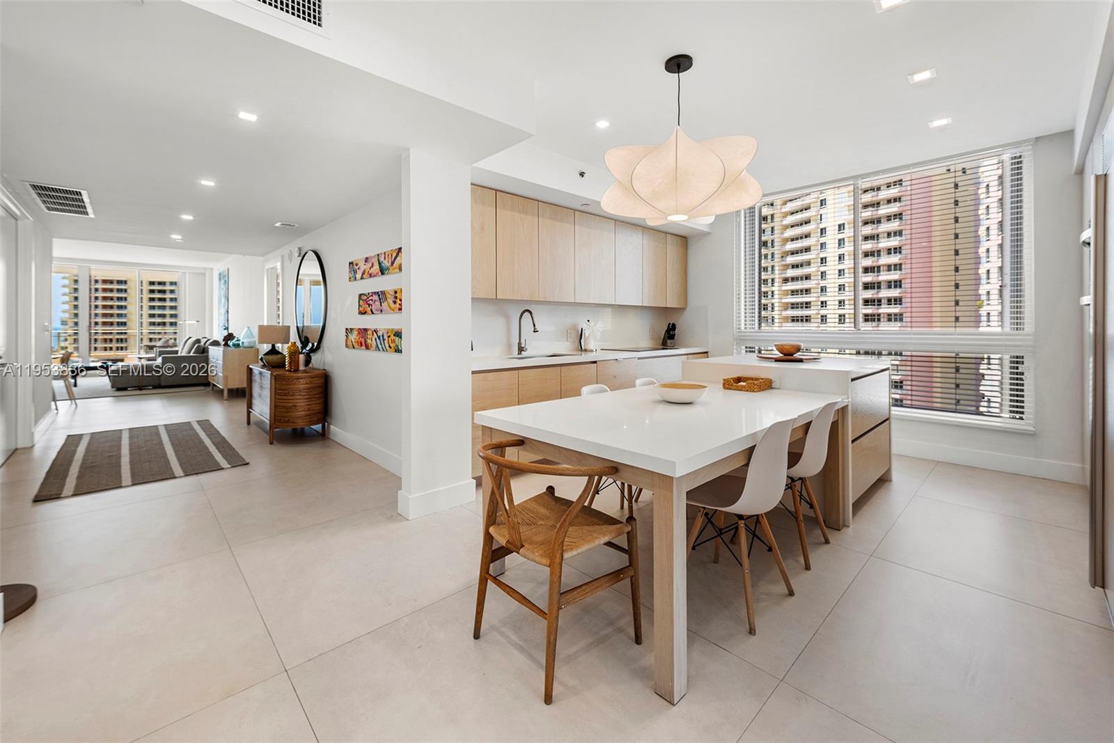 791 Crandon Blvd # 901