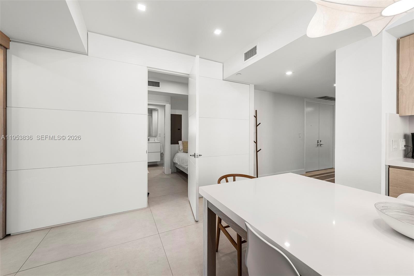 791 Crandon Blvd # 901