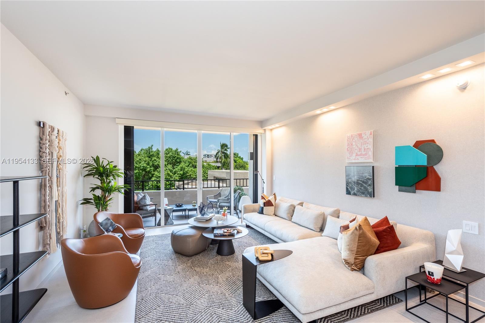 251 Crandon Blvd # 306