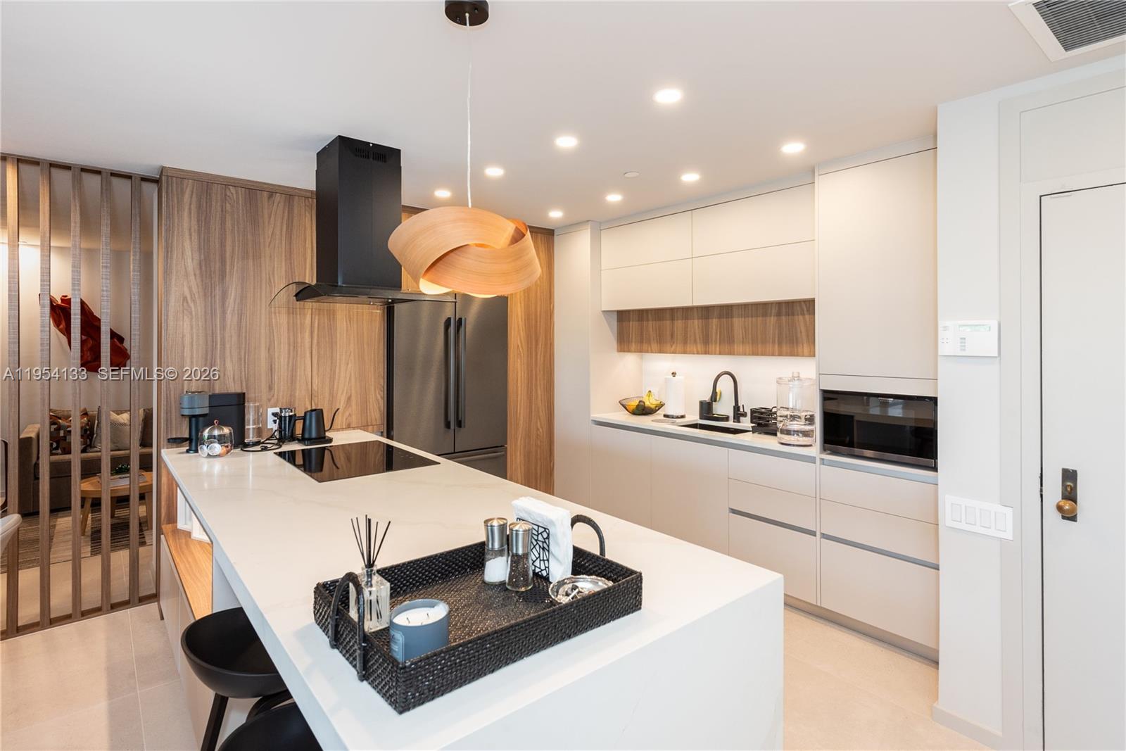 251 Crandon Blvd # 306