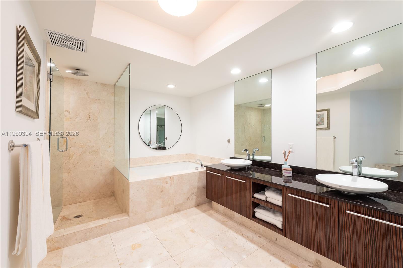 2711 S Ocean Dr # 3202