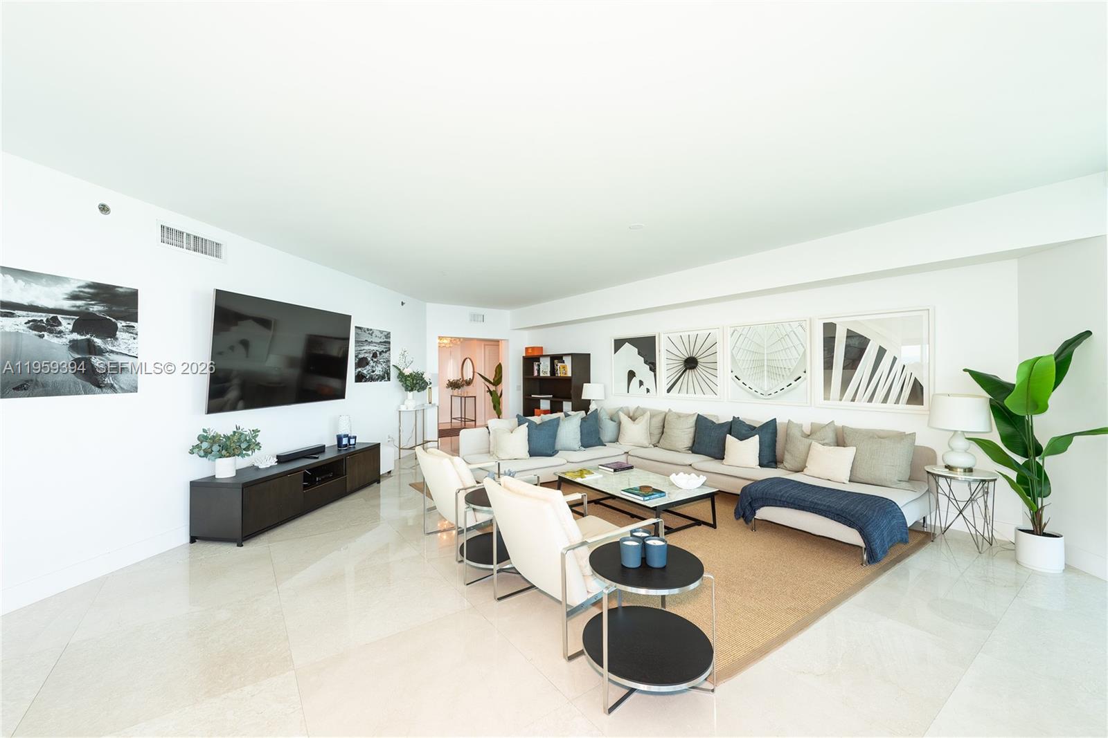 2711 S Ocean Dr # 3202