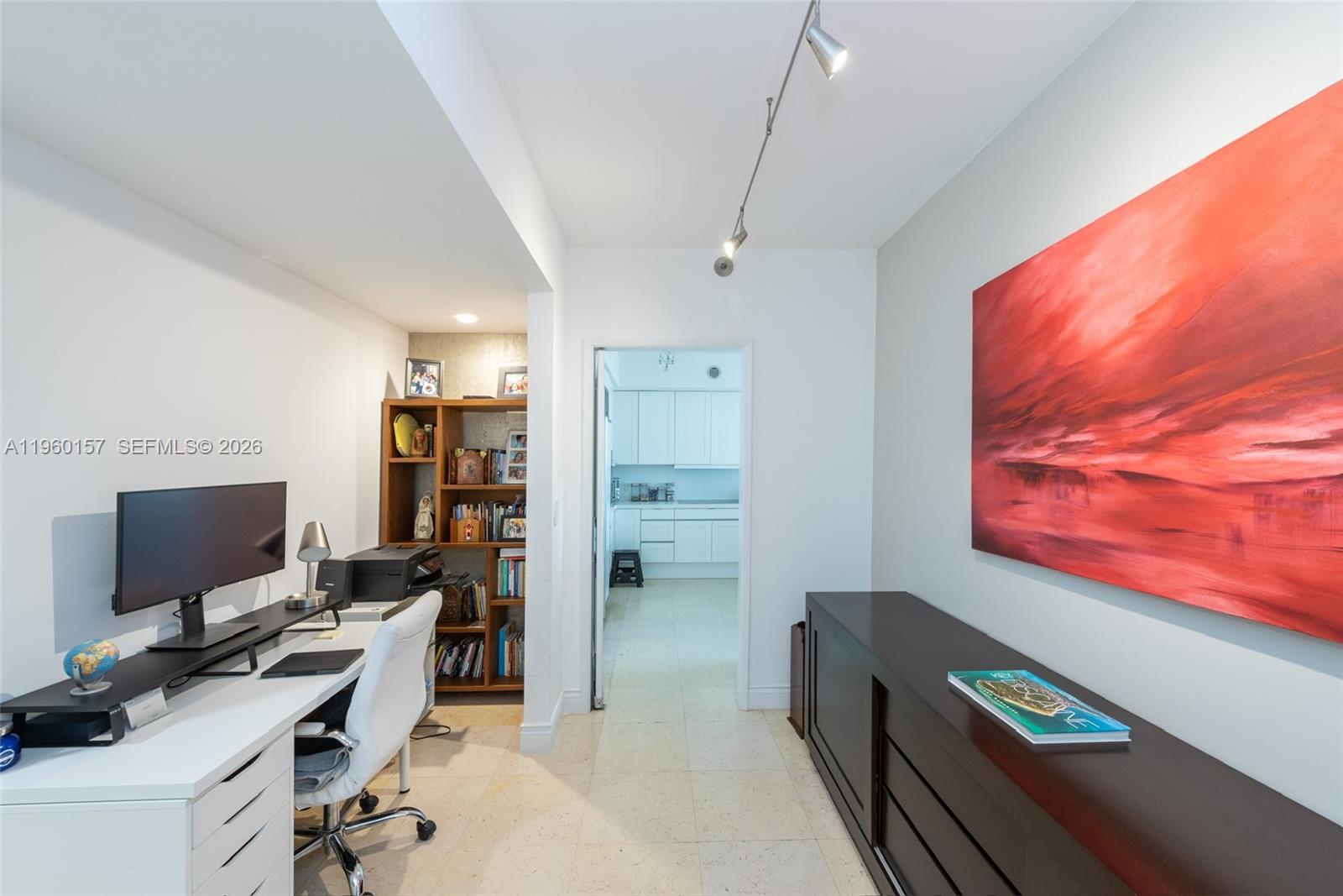 799 Crandon Blvd # 605