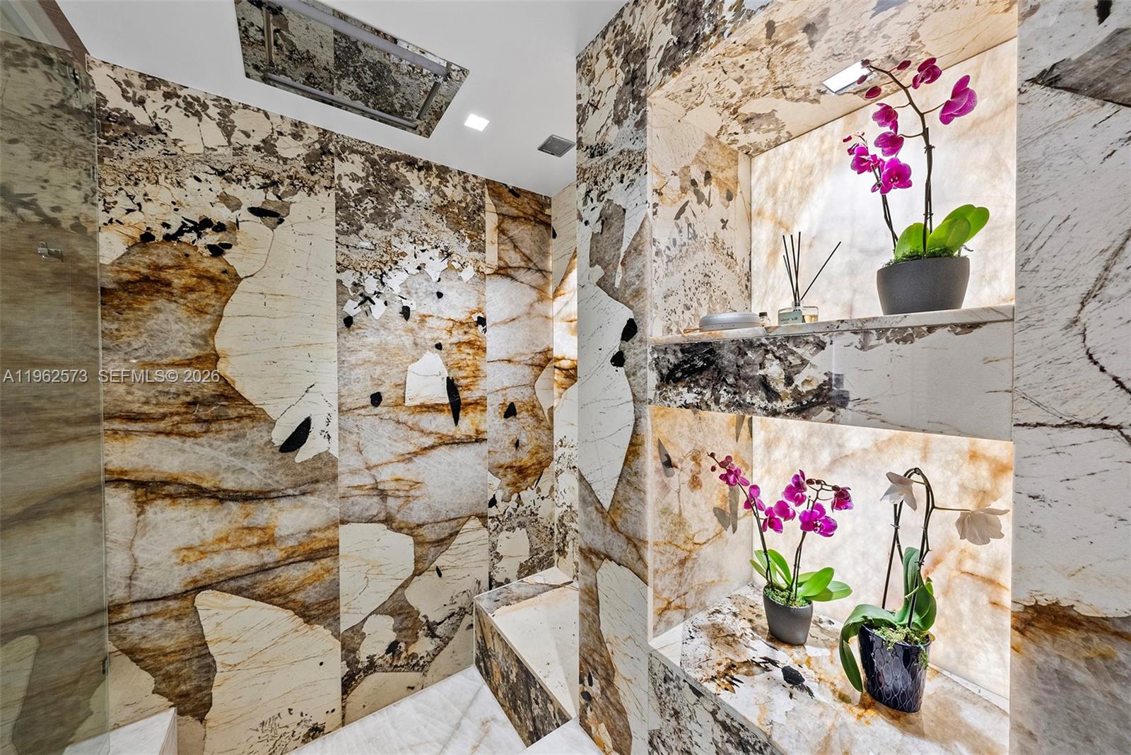 747 Crandon Blvd # 409