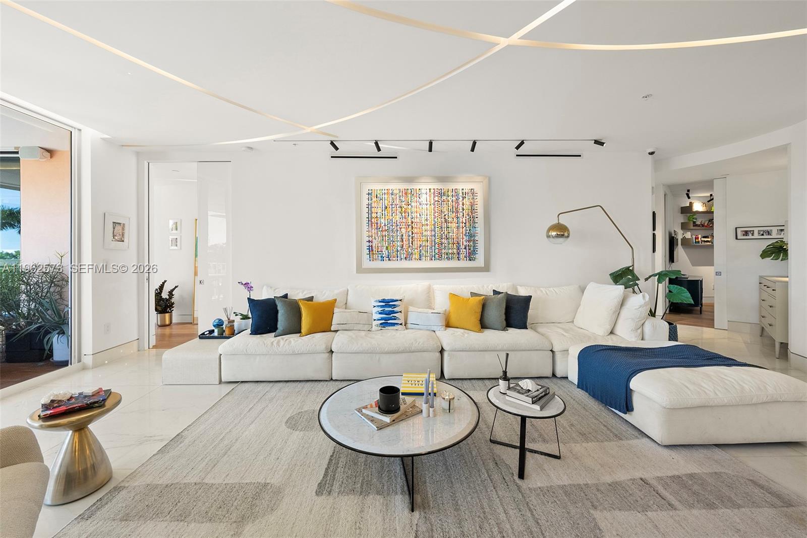 747 Crandon Blvd # 409