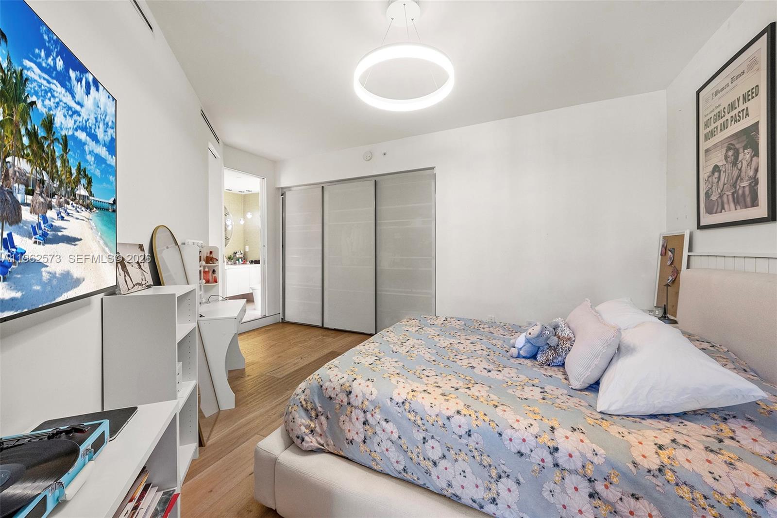 747 Crandon Blvd # 409