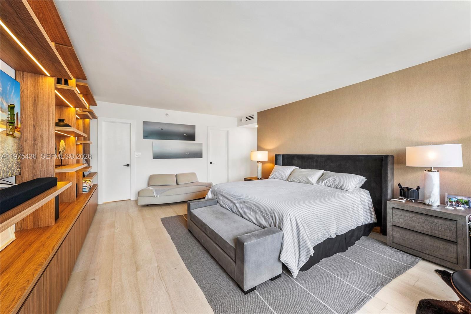 10205 Collins Ave # 605