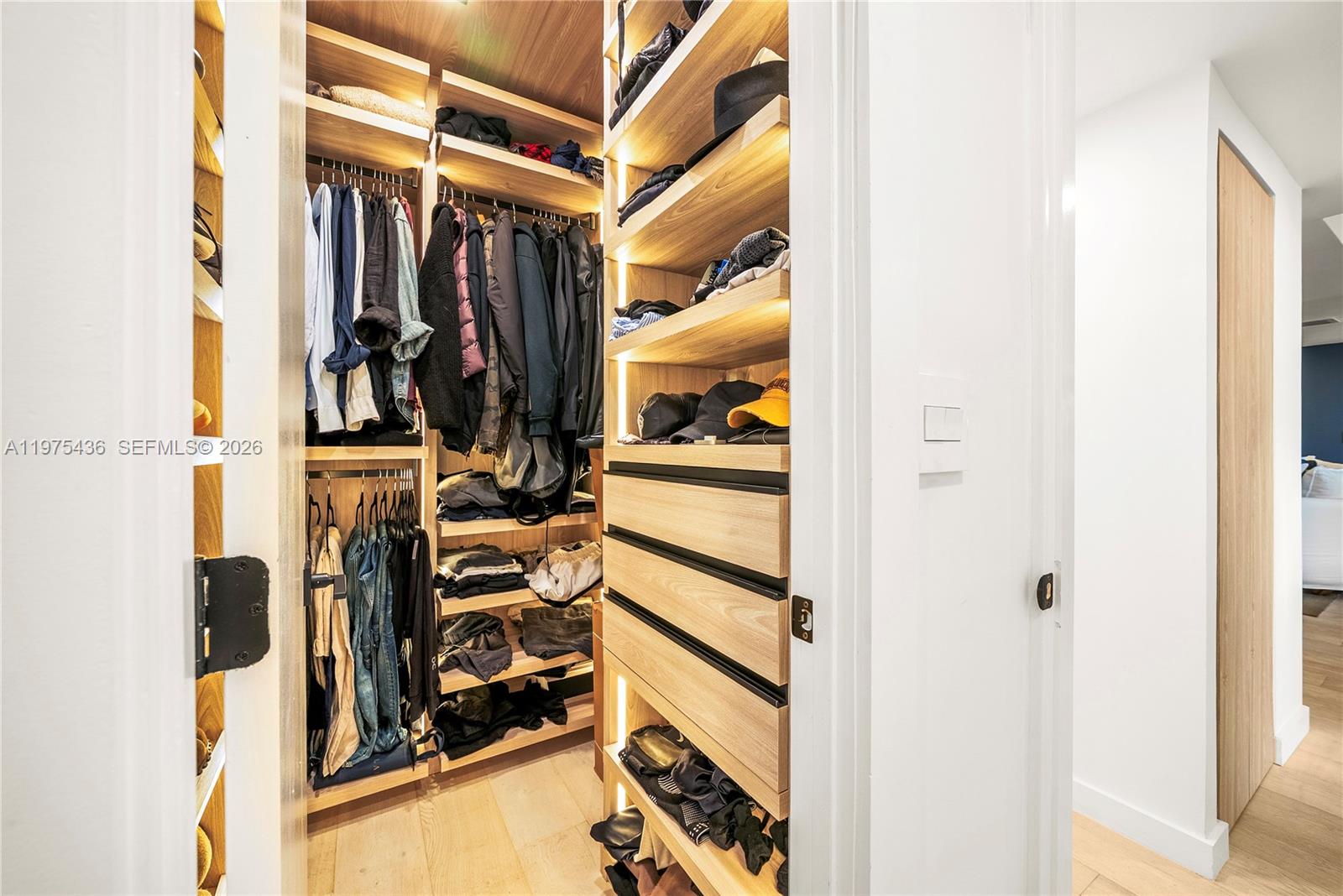 10205 Collins Ave # 605