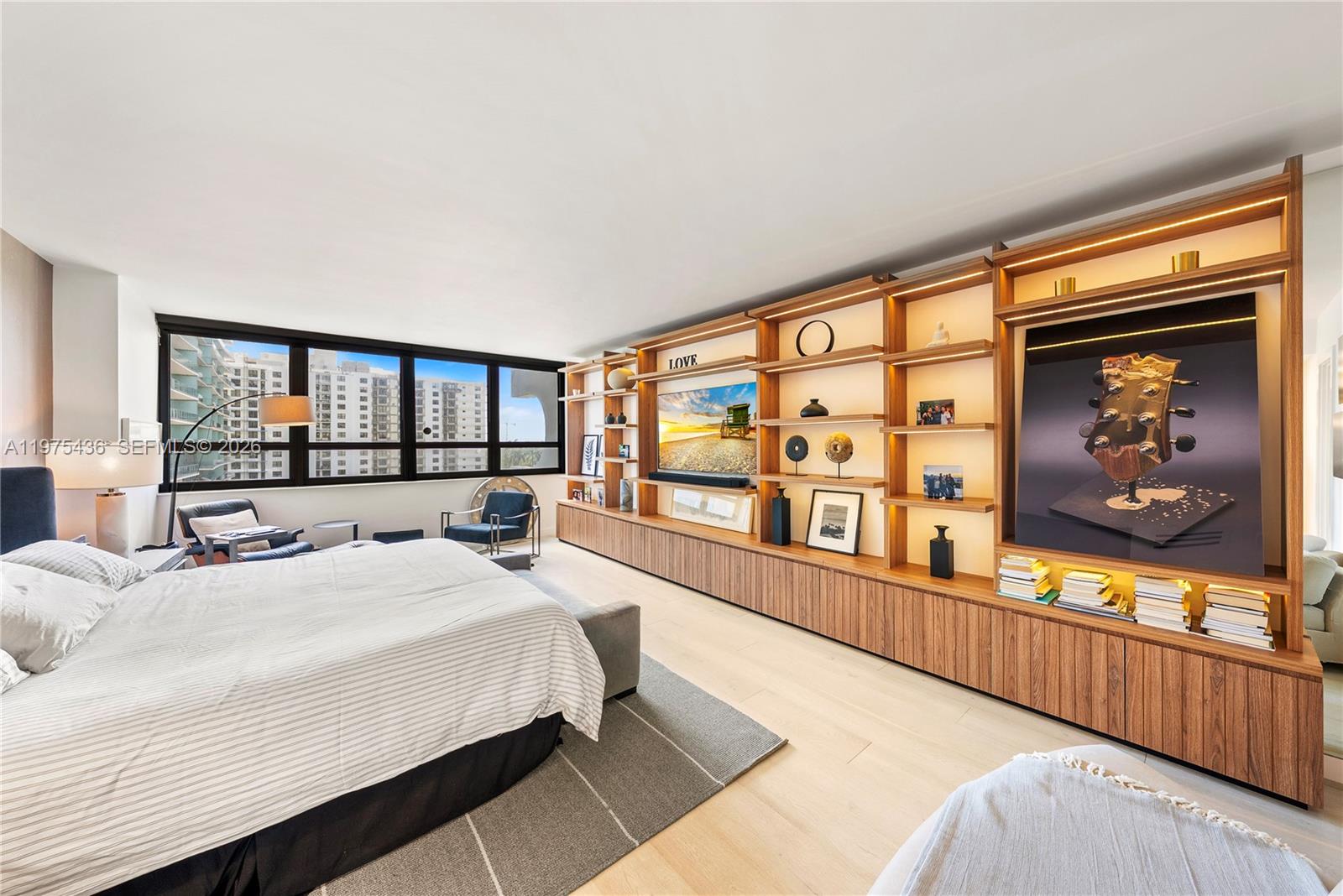 10205 Collins Ave # 605