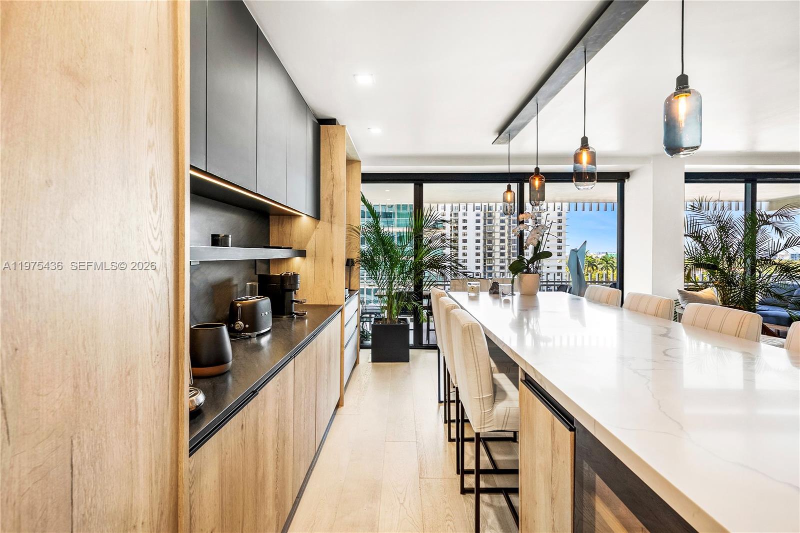 10205 Collins Ave # 605