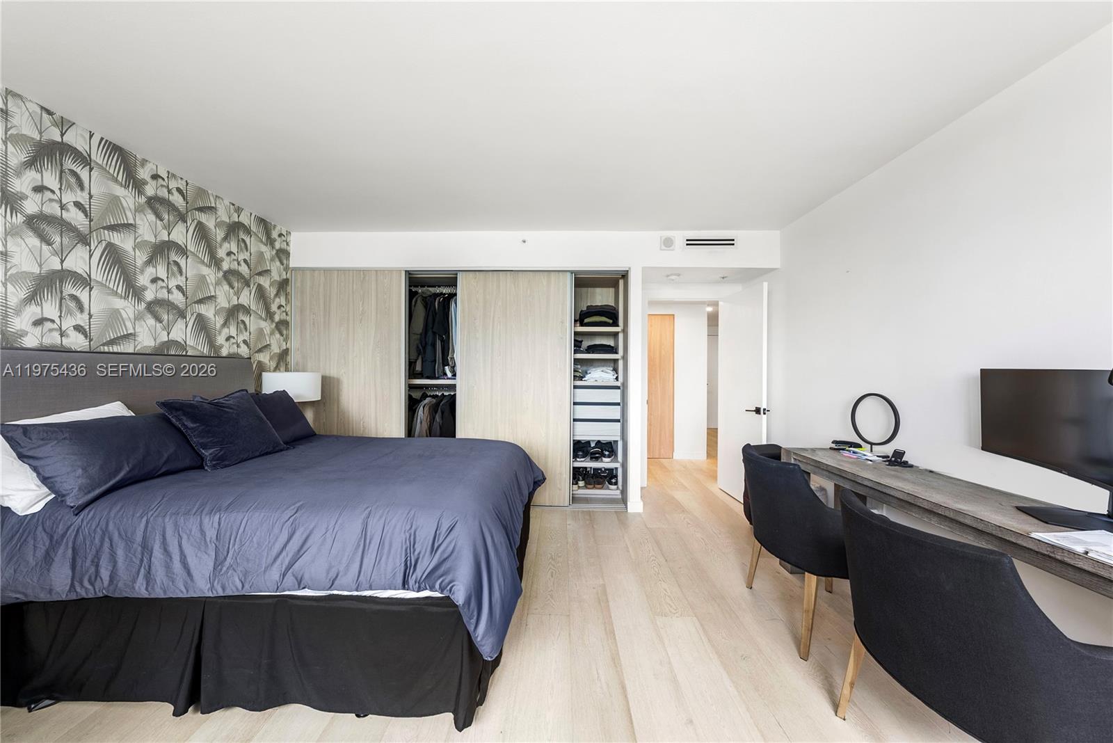 10205 Collins Ave # 605