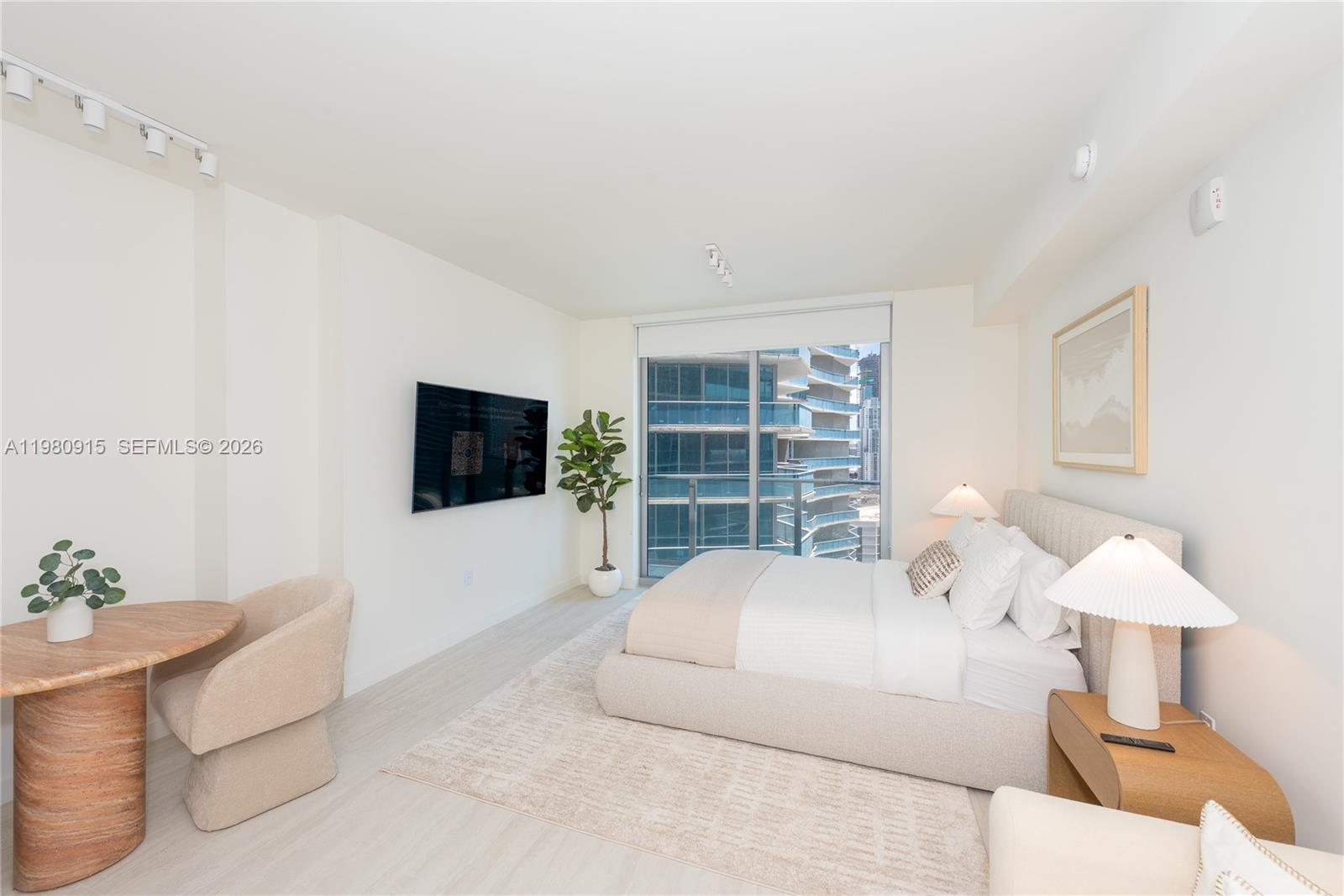 77 SE 5th Street # 3204