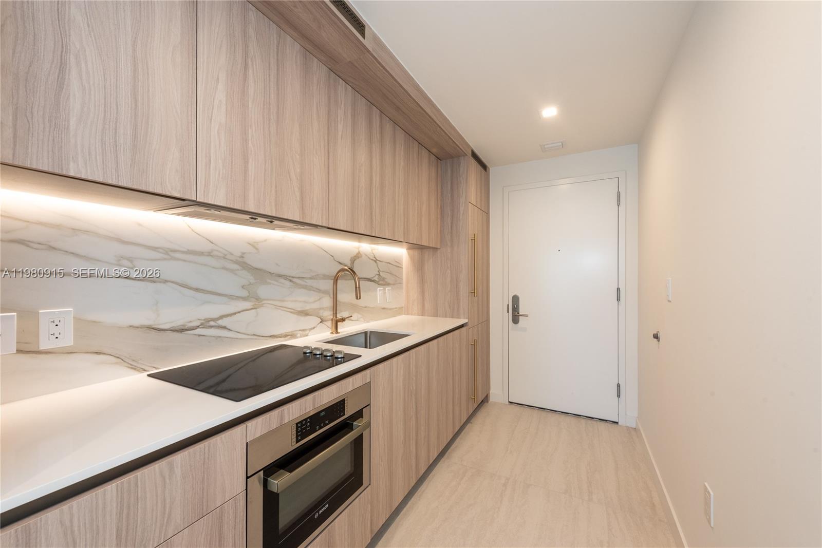 77 SE 5th Street # 3204