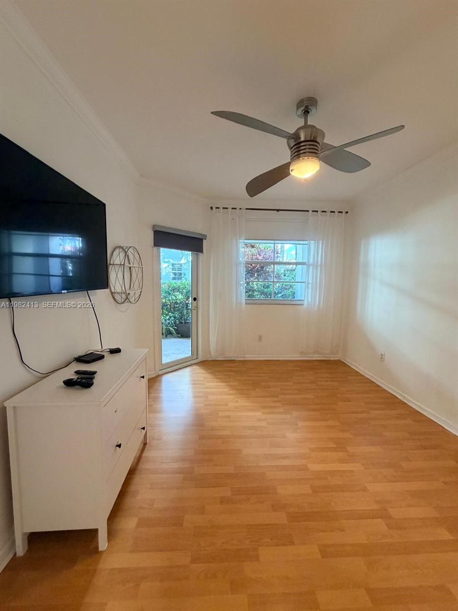 3165 NE 184th St # 6102