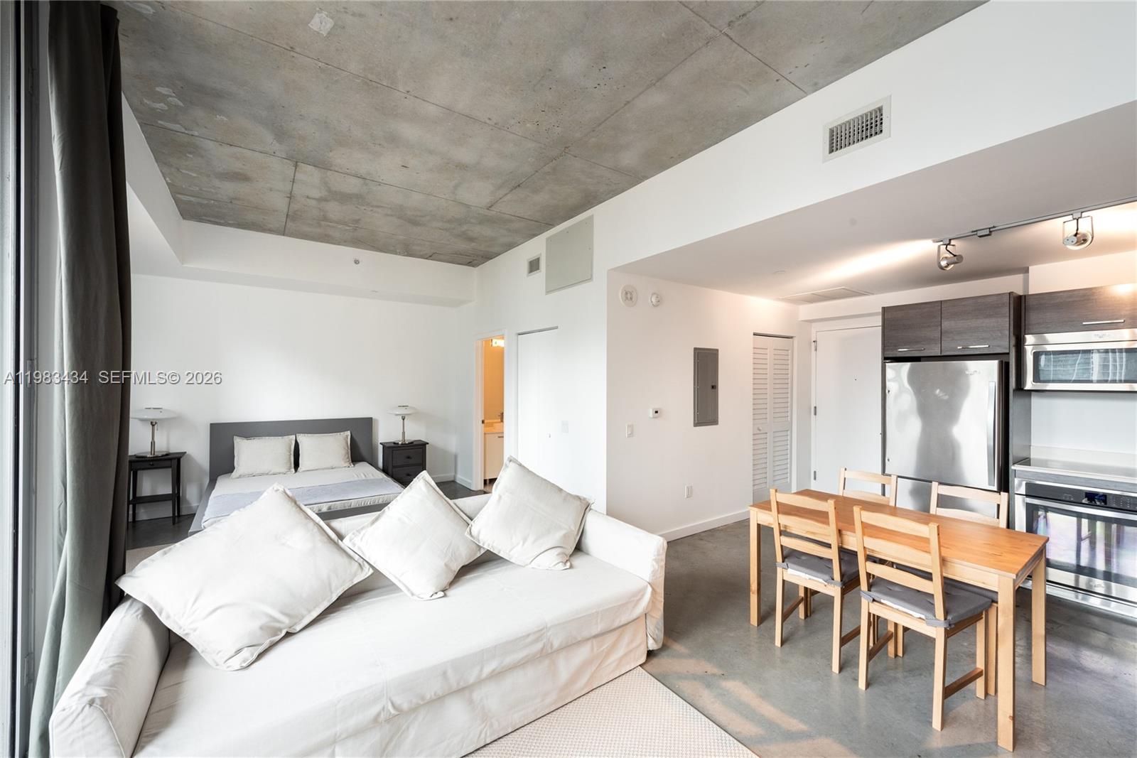 151 SE 1st St # 1709