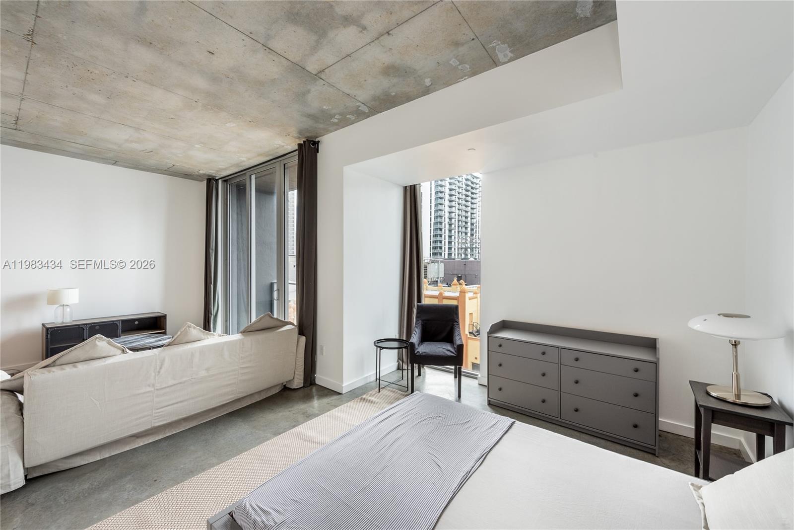 151 SE 1st St # 1709