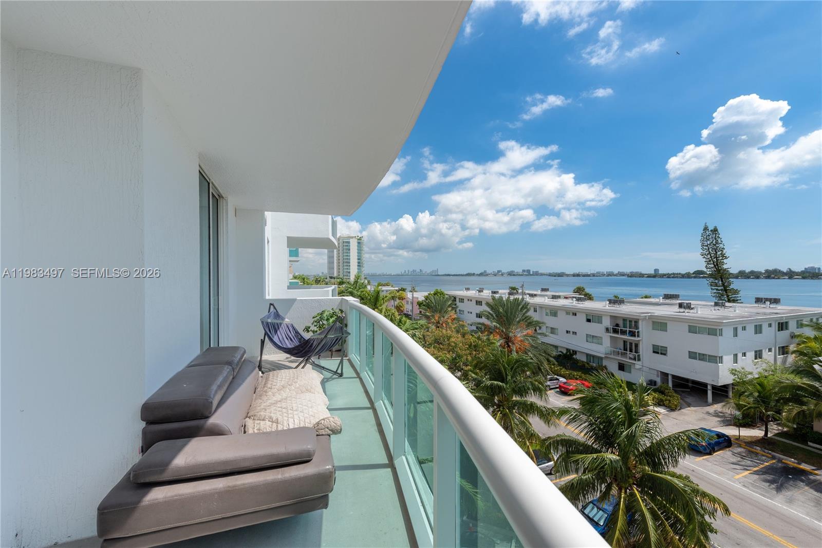 7910 Harbor Island Dr # 502