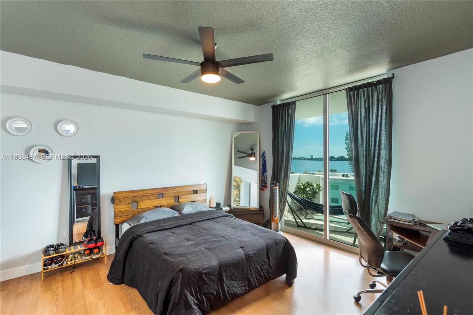 7910 Harbor Island Dr # 502
