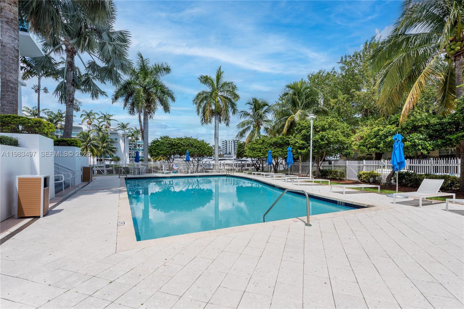 7910 Harbor Island Dr # 502