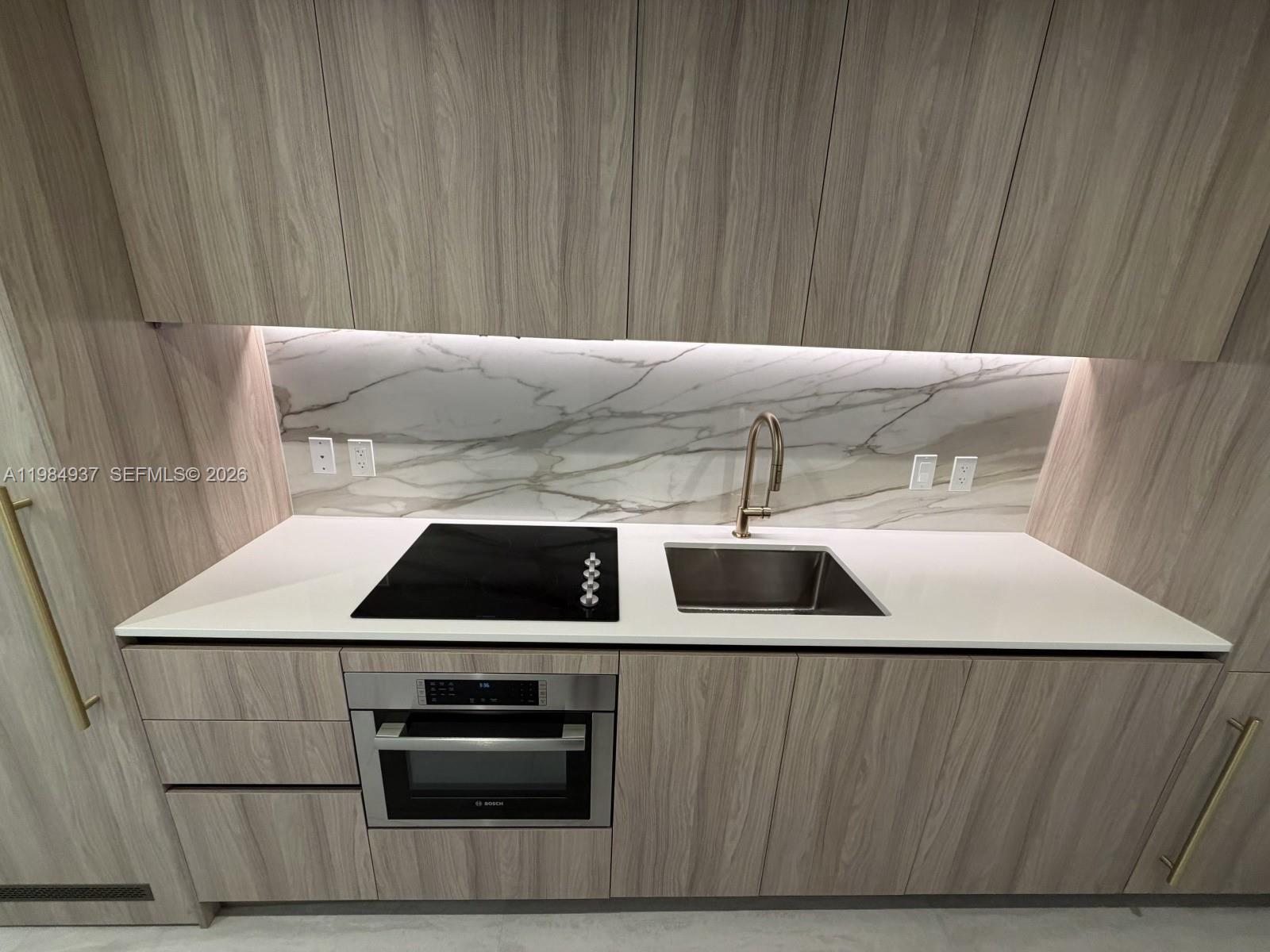 77 SE 5th Street # 4004