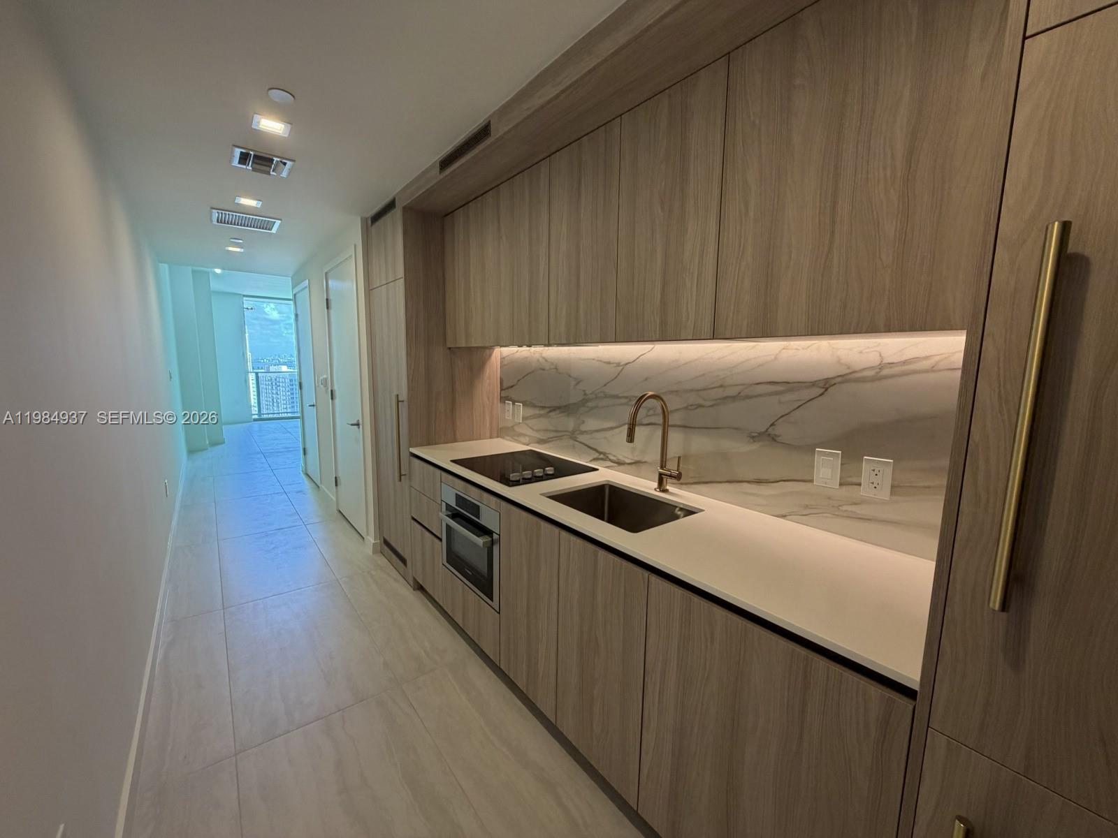 77 SE 5th Street # 4004