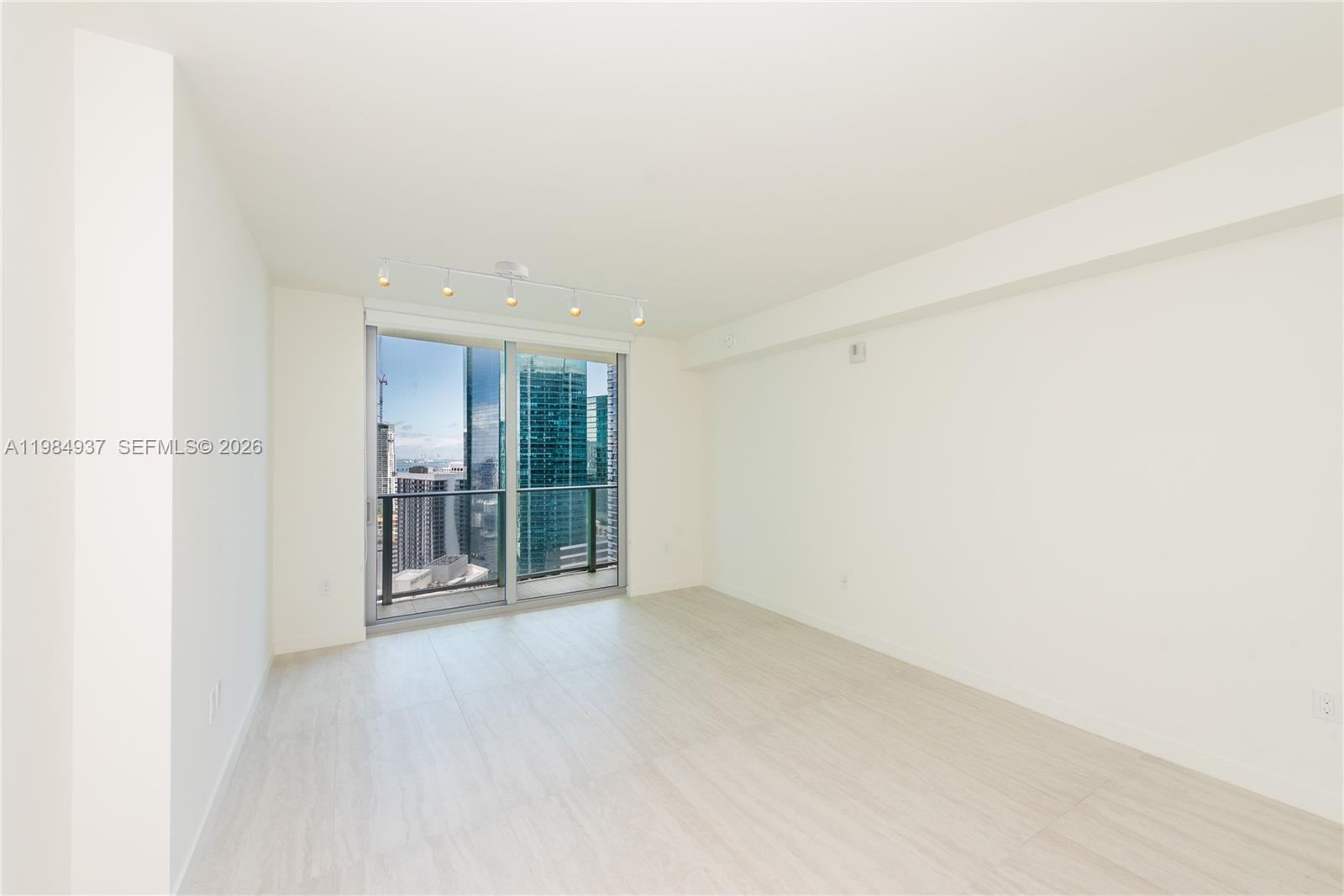 77 SE 5th Street # 4004