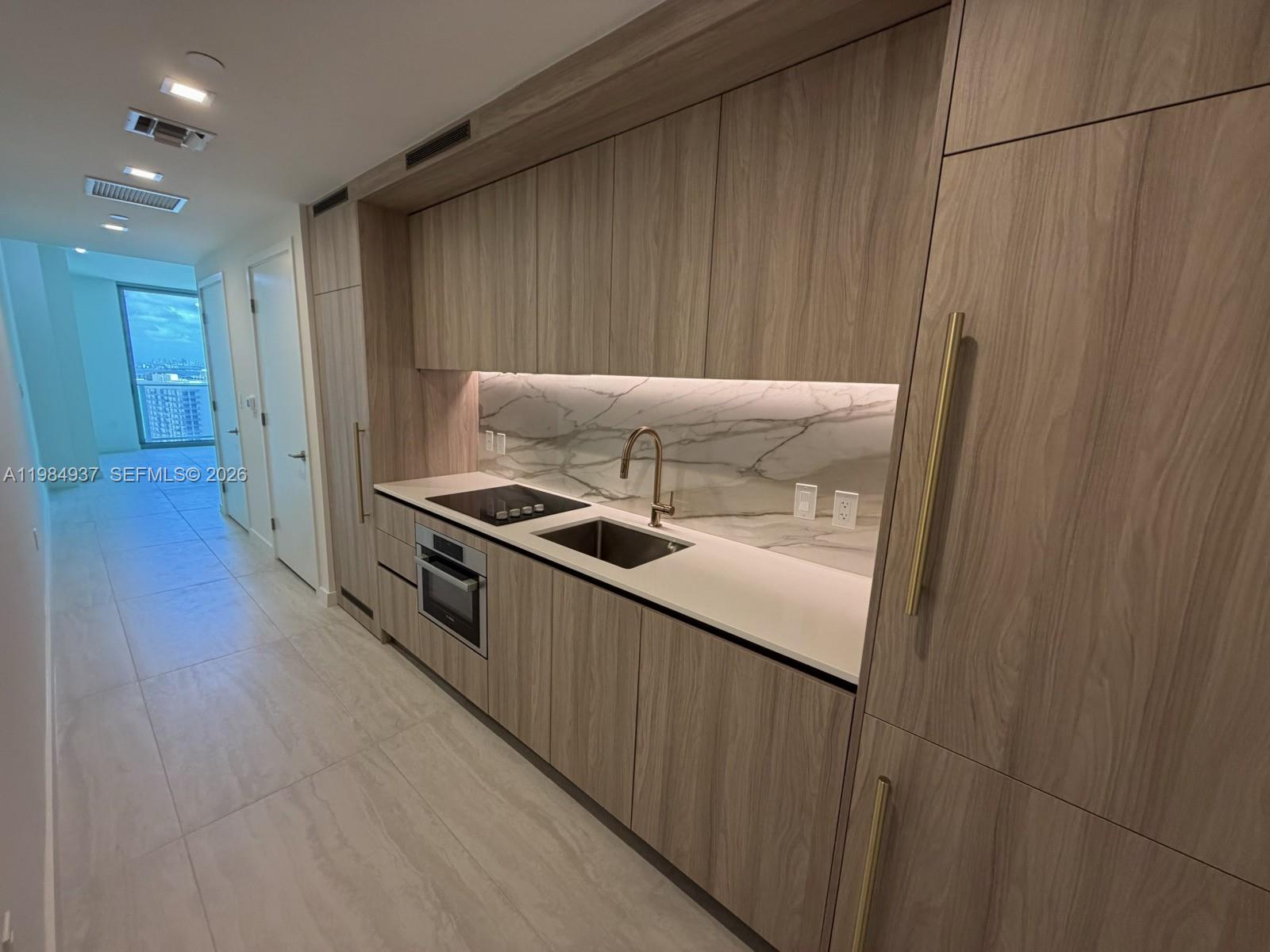 77 SE 5th Street # 4004