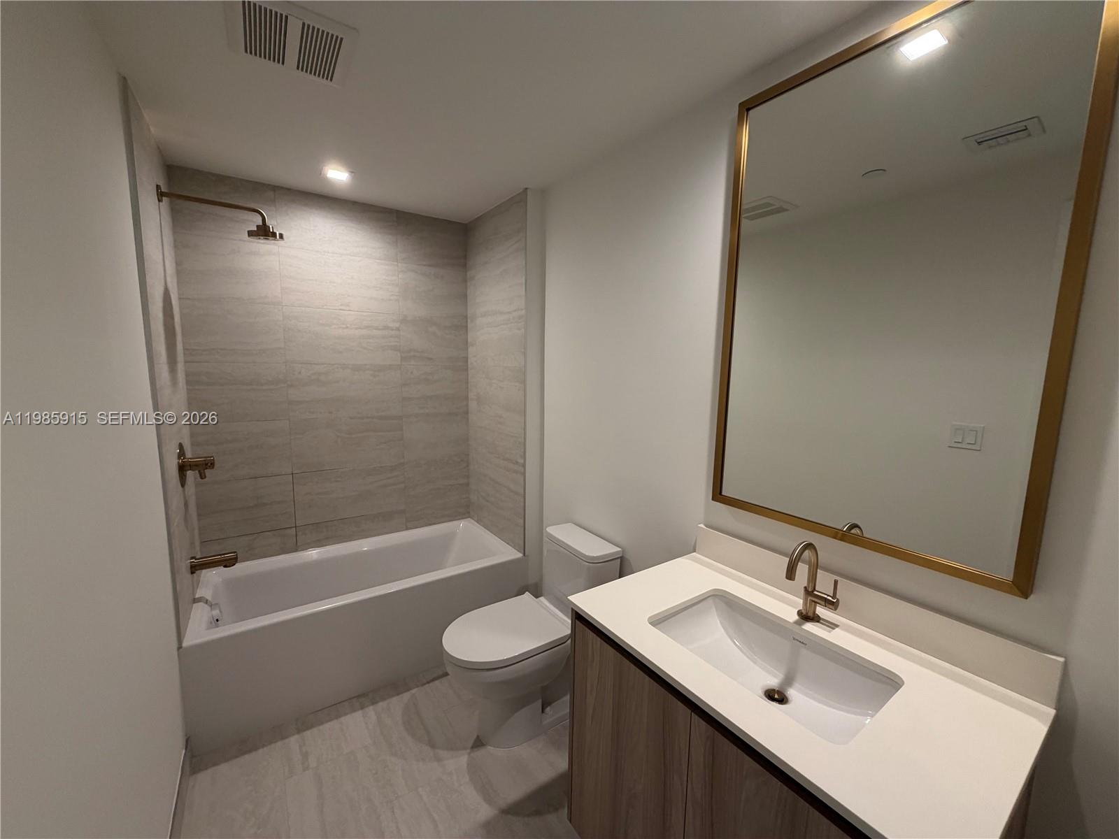 77 SE 5th Street # 1613