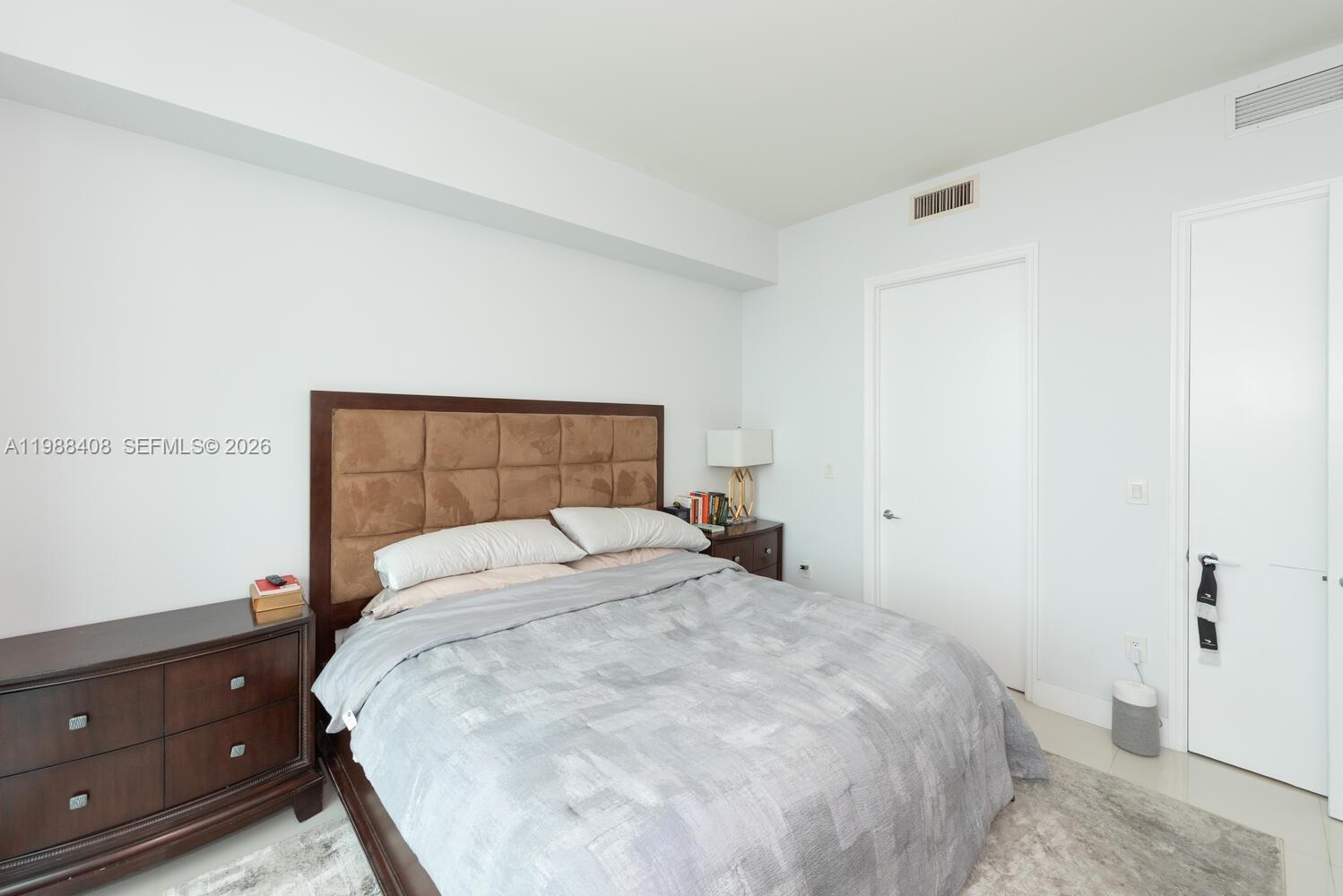 55 SE 6th St # 4200