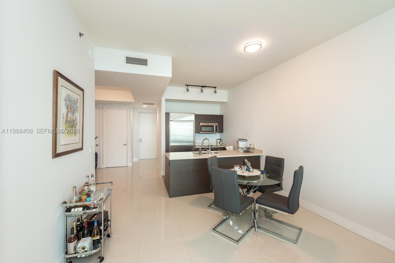 55 SE 6th St # 4200