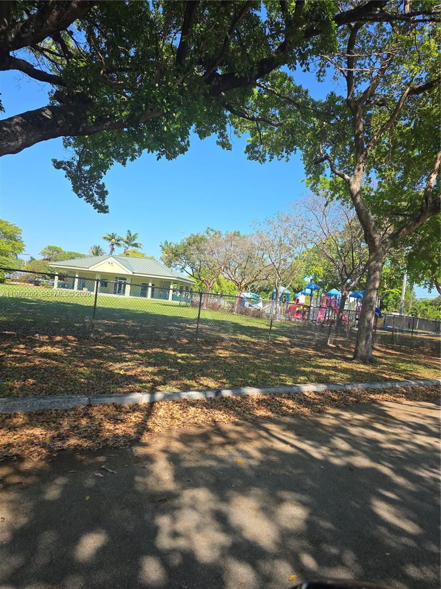 1680 NW 122nd St