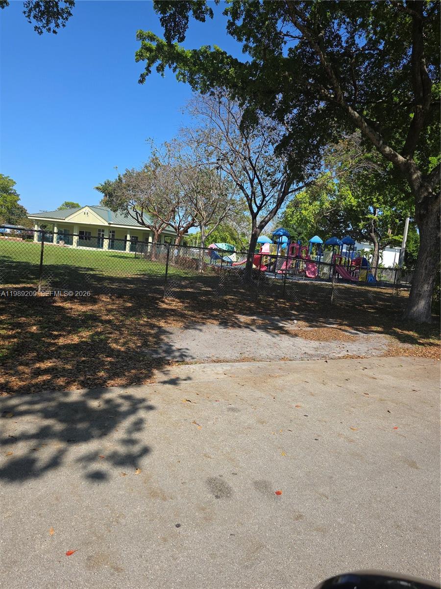 1680 NW 122nd St