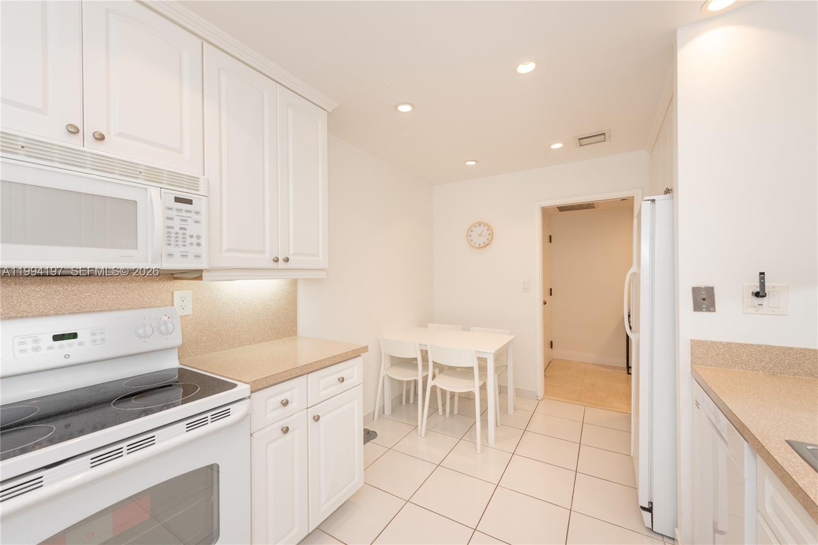 251 Crandon Blvd # 141