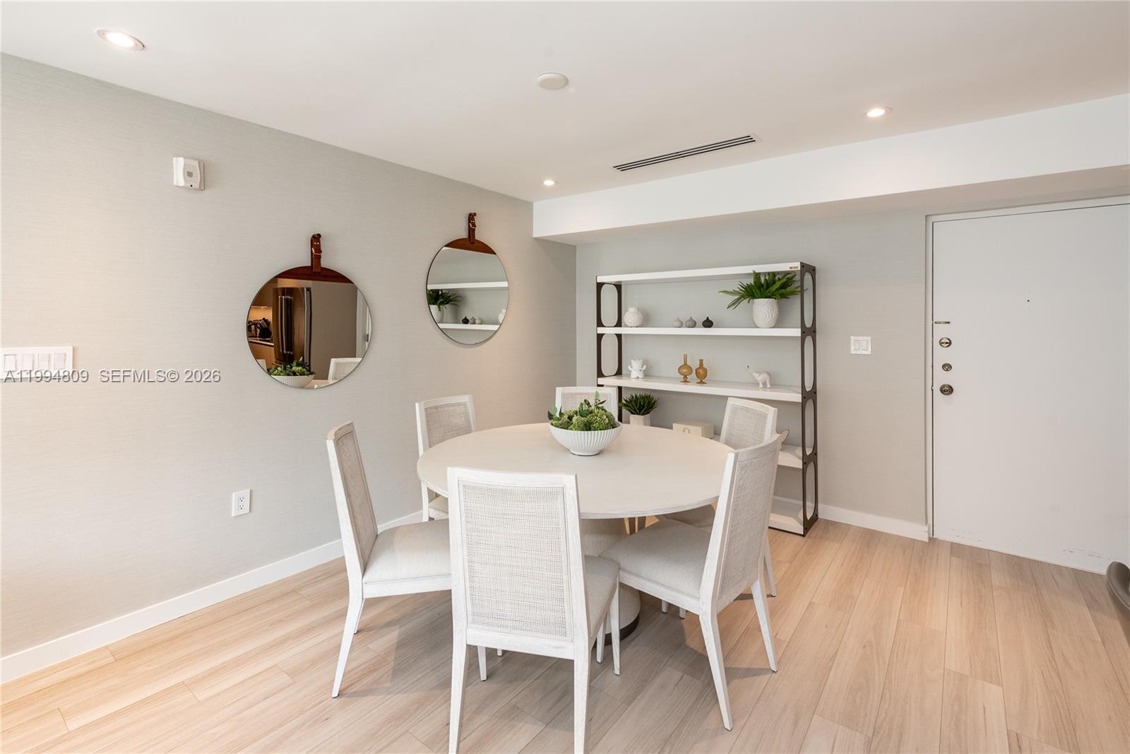 255 Galen Dr # 2I