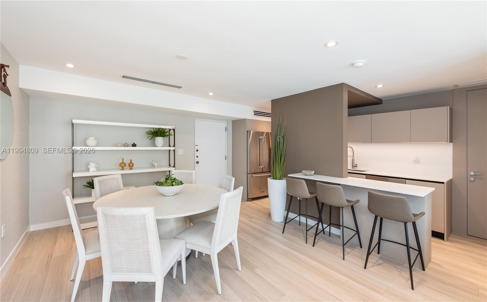 255 Galen Dr # 2I