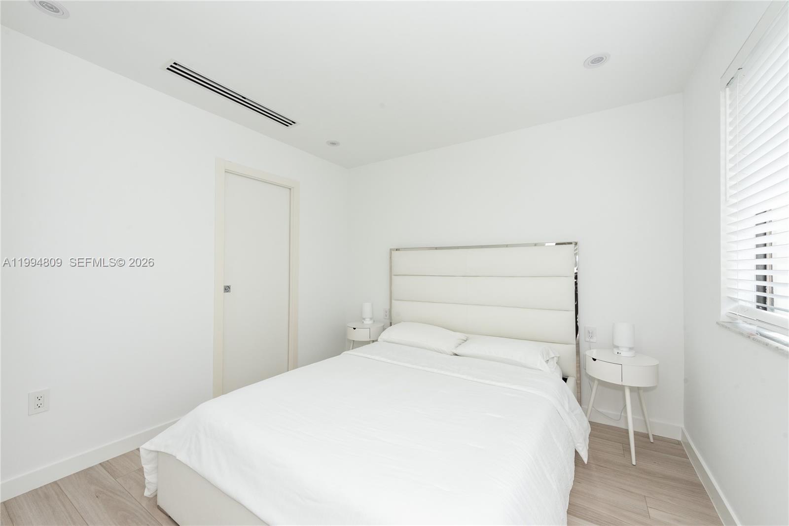 255 Galen Dr # 2I