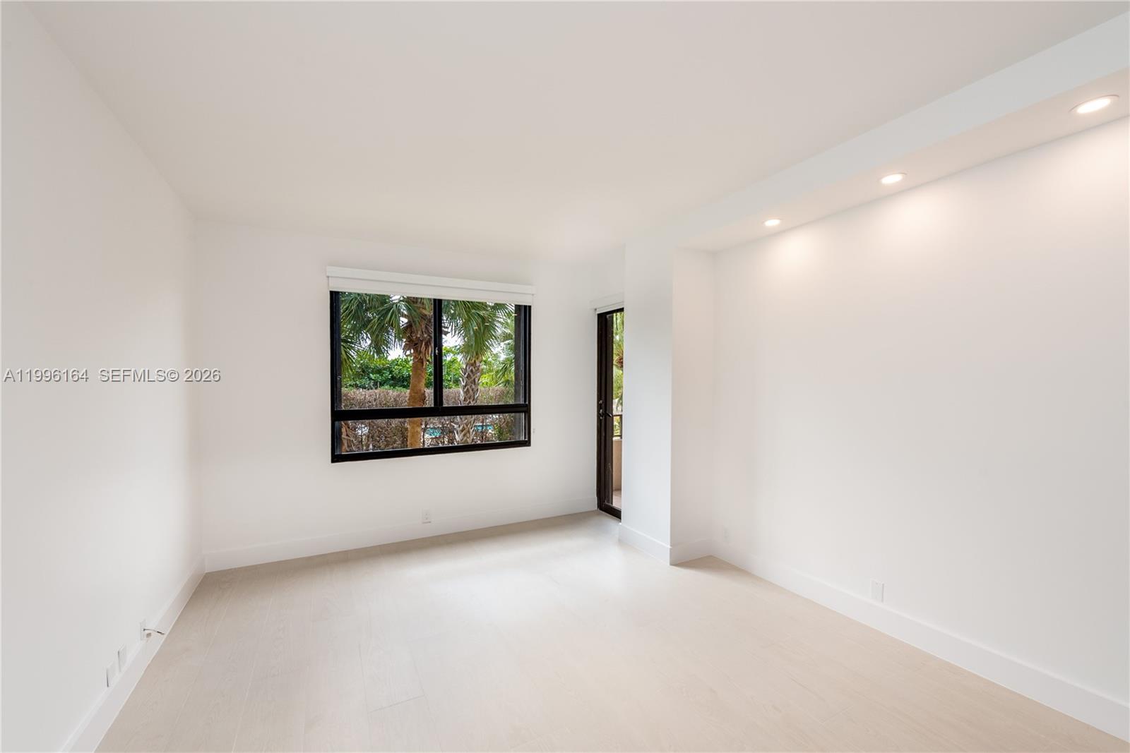 151 Crandon Blvd # 241